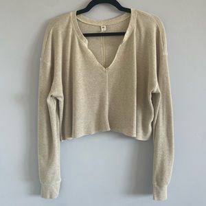 cropped long sleeve top
